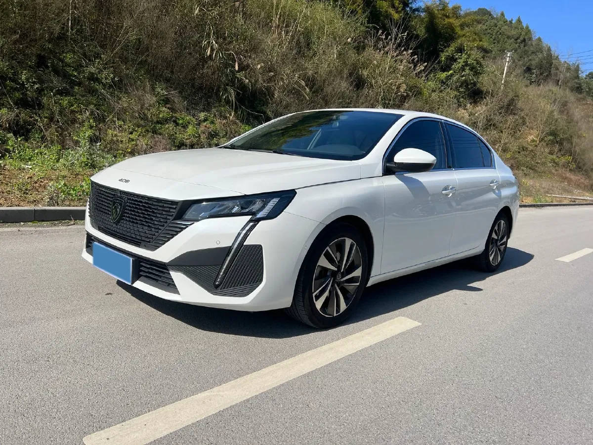 2022 Peugeot 408 1.6T 170HP L4 6AT,autocango,china used car exporter,china ev exporter,chinese used car exporter,chinese used ev exporter