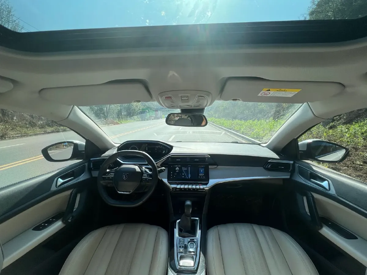 2022 Peugeot 408 1.6T 170HP L4 6AT,autocango,china used car exporter,china ev exporter,chinese used car exporter,chinese used ev exporter