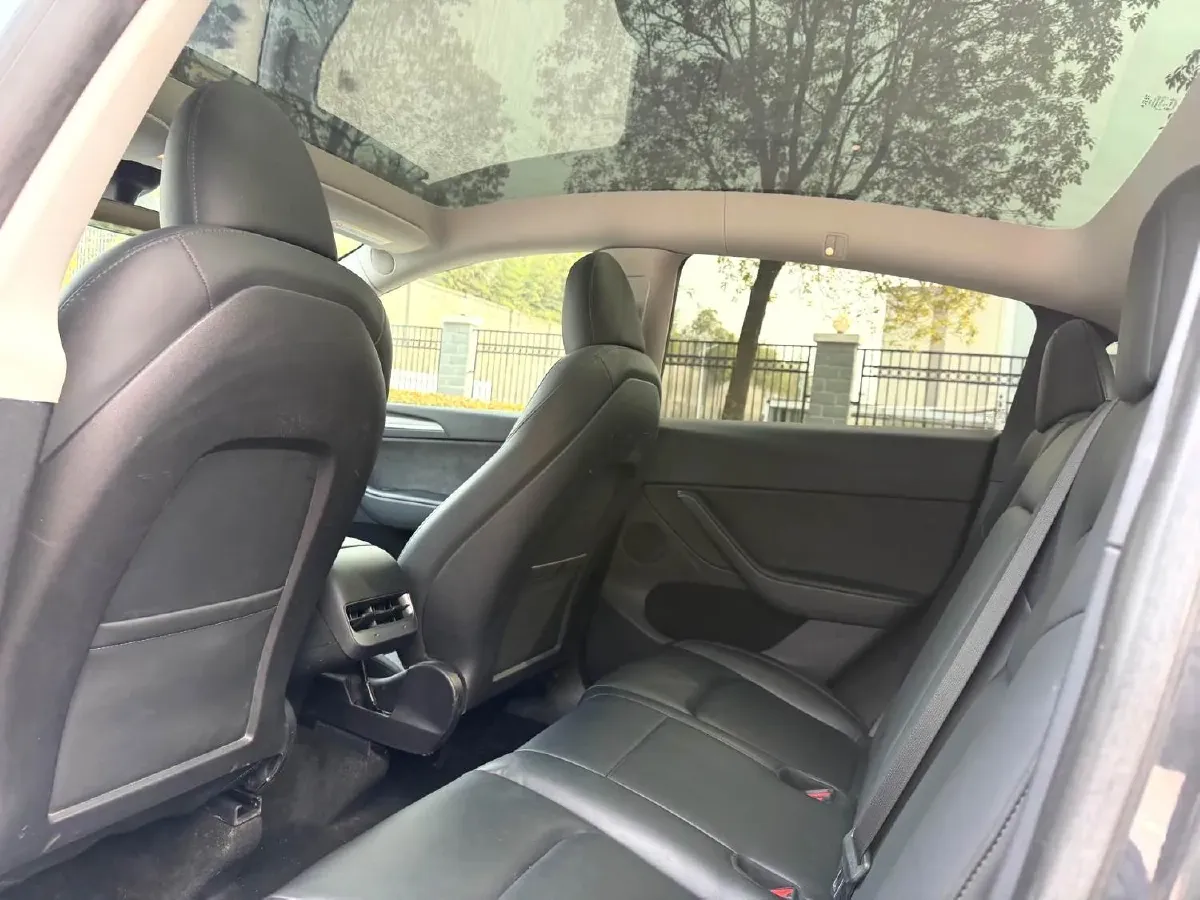 2022 Tesla Model Y BEV 60KWH,autocango,china used car exporter,china ev exporter,chinese used car exporter,chinese used ev exporter