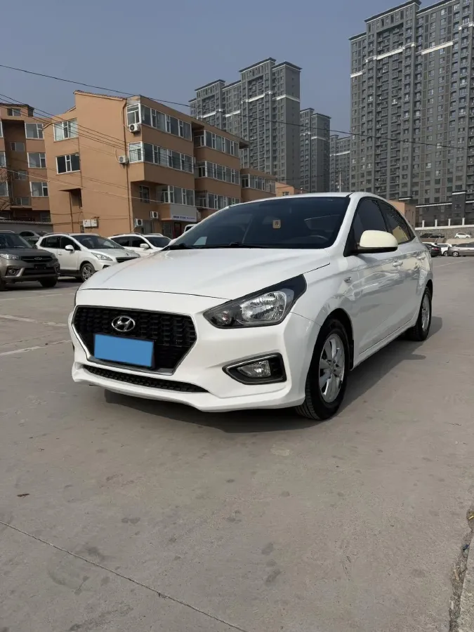 2017 Hyundai Reina 1.4L 95HP L4 4AT,autocango,china used car exporter,china ev exporter,chinese used car exporter,chinese used ev exporter