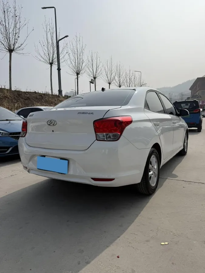 2017 Hyundai Reina 1.4L 95HP L4 4AT,autocango,china used car exporter,china ev exporter,chinese used car exporter,chinese used ev exporter