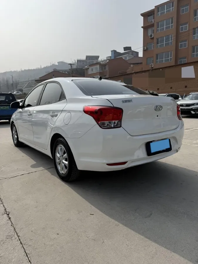 2017 Hyundai Reina 1.4L 95HP L4 4AT,autocango,china used car exporter,china ev exporter,chinese used car exporter,chinese used ev exporter