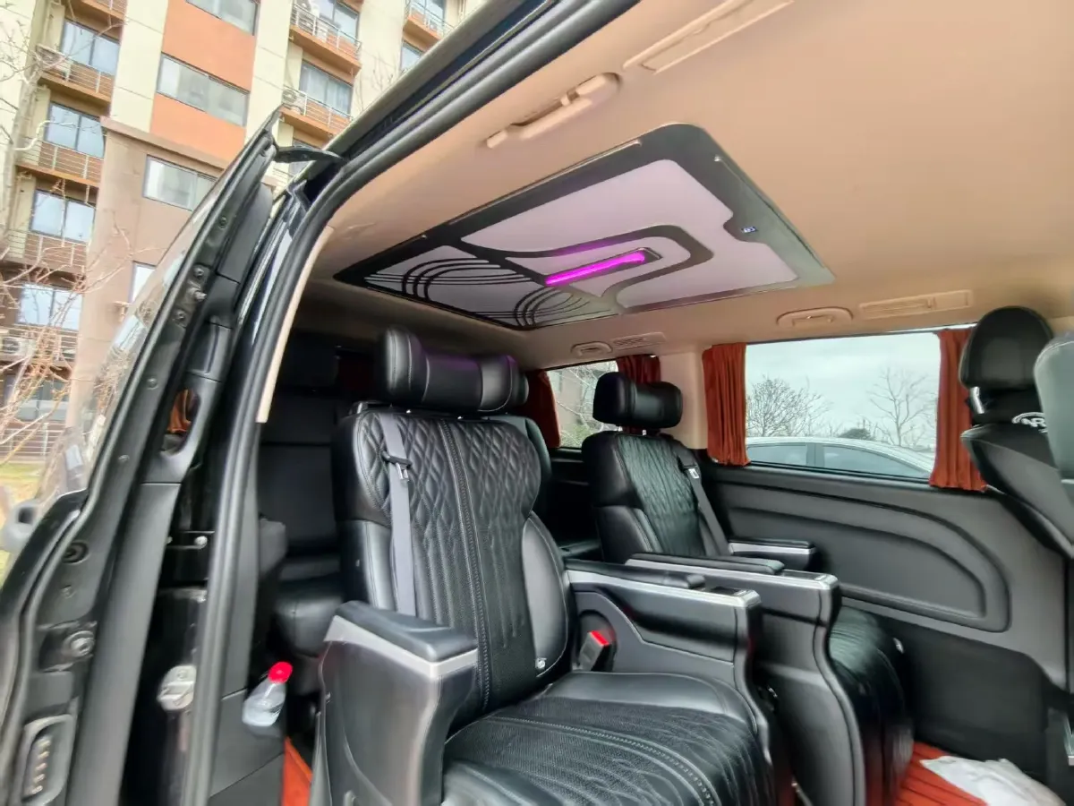 2021 Mercedes-Benz Vito 2.0T 211HP L4 9AT,autocango,china used car exporter,china ev exporter,chinese used car exporter,chinese used ev exporter