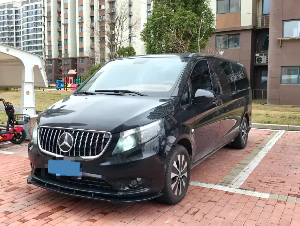2021 Mercedes-Benz Vito 2.0T 211HP L4 9AT,autocango,china used car exporter,china ev exporter,chinese used car exporter,chinese used ev exporter