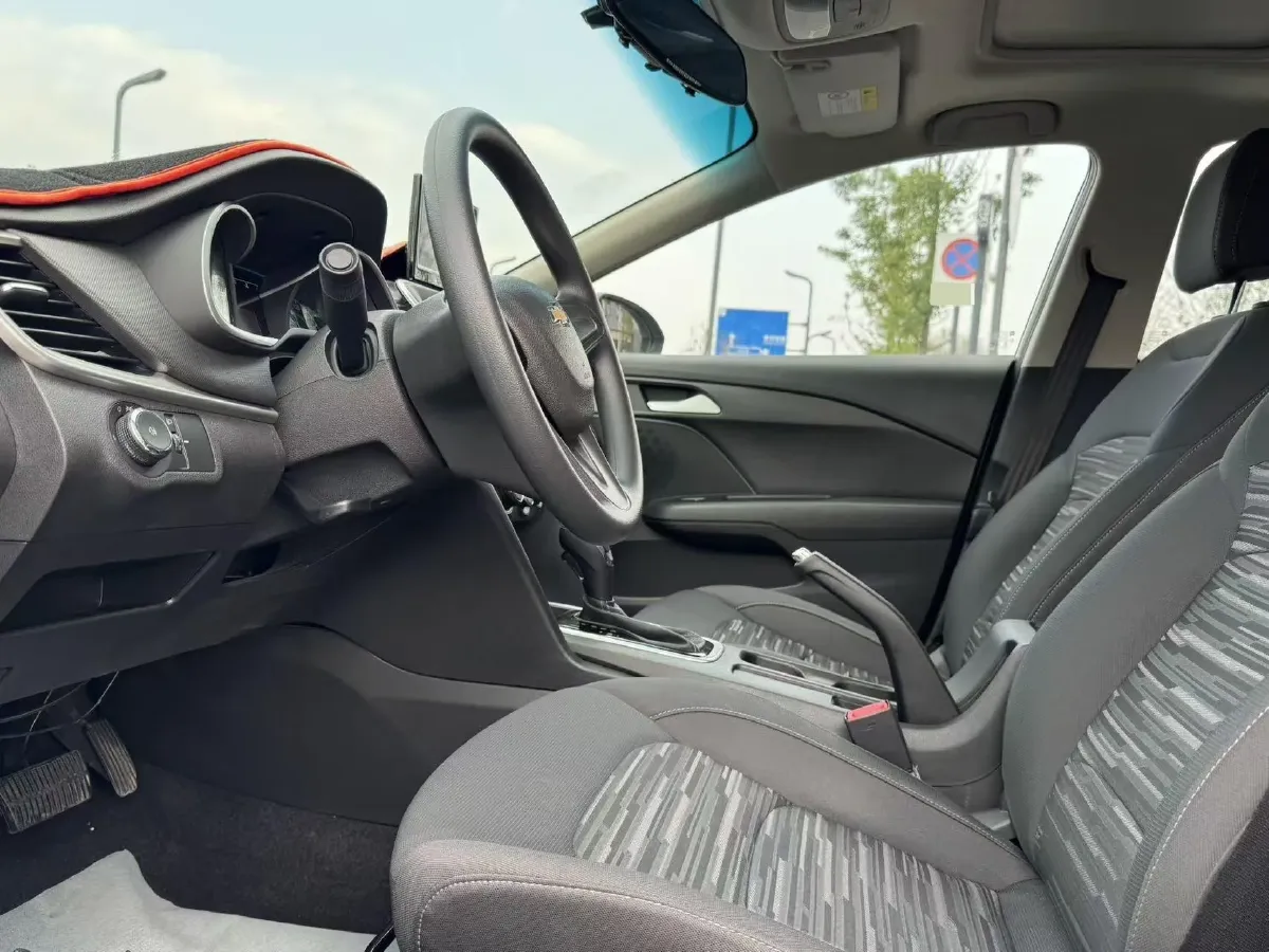 2019 Chevrolet Cavalier 1.5L 113HP L4 6AT,autocango,china used car exporter,china ev exporter,chinese used car exporter,chinese used ev exporter