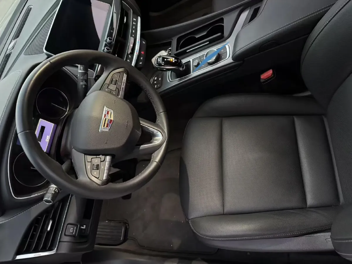 2021 Cadillac CT5 2.0T 237HP L4 10AT,autocango,china used car exporter,china ev exporter,chinese used car exporter,chinese used ev exporter