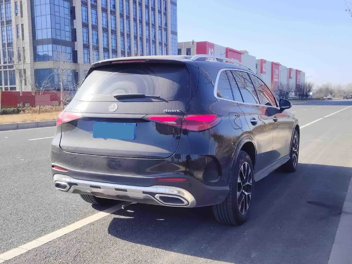2023 Mercedes-Benz GLC Class 2.0T 204HP L4 9AT,autocango,china used car exporter,china ev exporter,chinese used car exporter,chinese used ev exporter