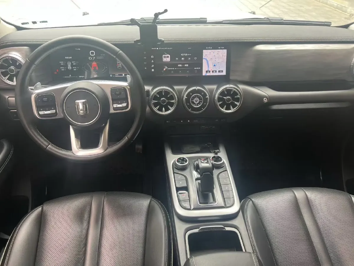 2021 Tank 300 2.0T 227HP L4 8AT,autocango,china used car exporter,china ev exporter,chinese used car exporter,chinese used ev exporter