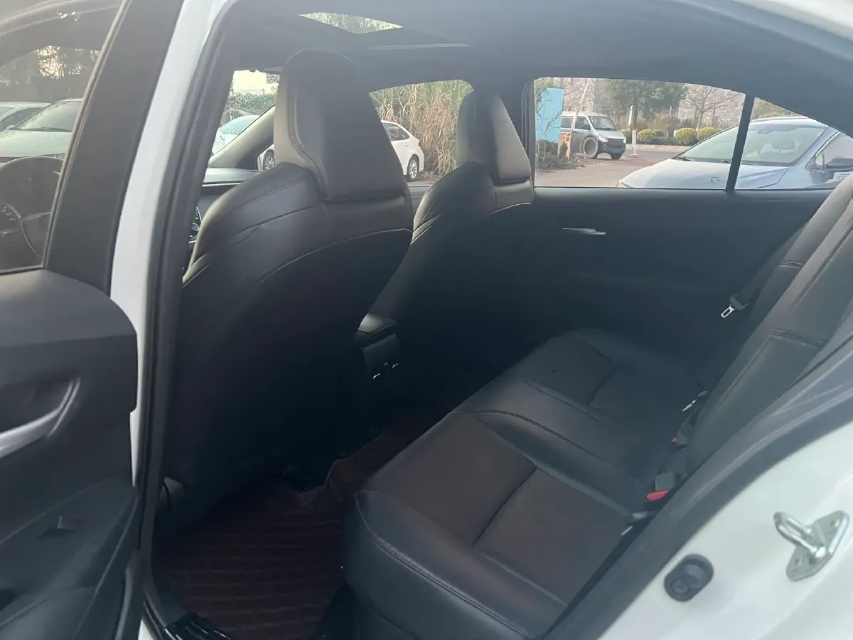 2022 Toyota Levin 1.8L 98HP L4 E-CVT Hybrid,autocango,china used car exporter,china ev exporter,chinese used car exporter,chinese used ev exporter