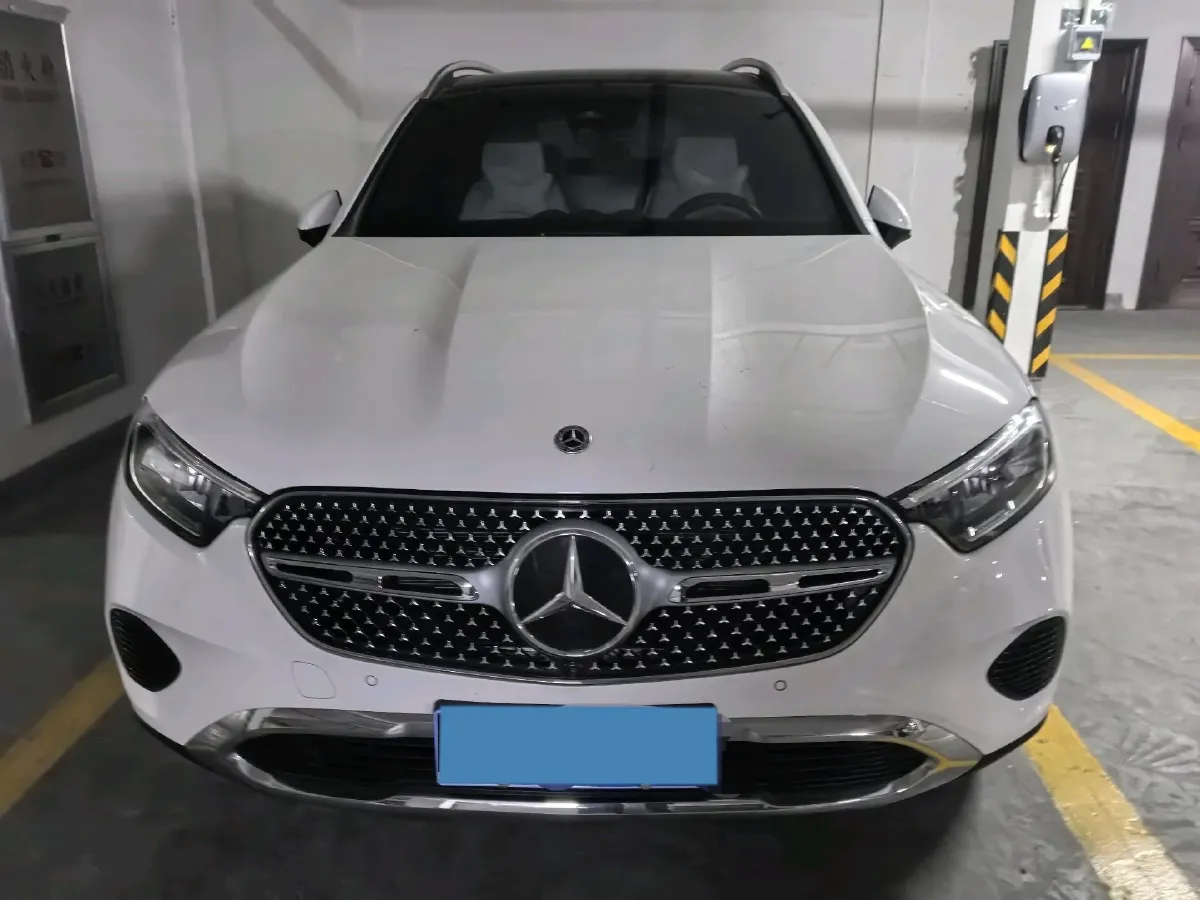2025 Mercedes-Benz GLC Class 2.0T 204HP L4 9AT,autocango,china used car exporter,china ev exporter,chinese used car exporter,chinese used ev exporter