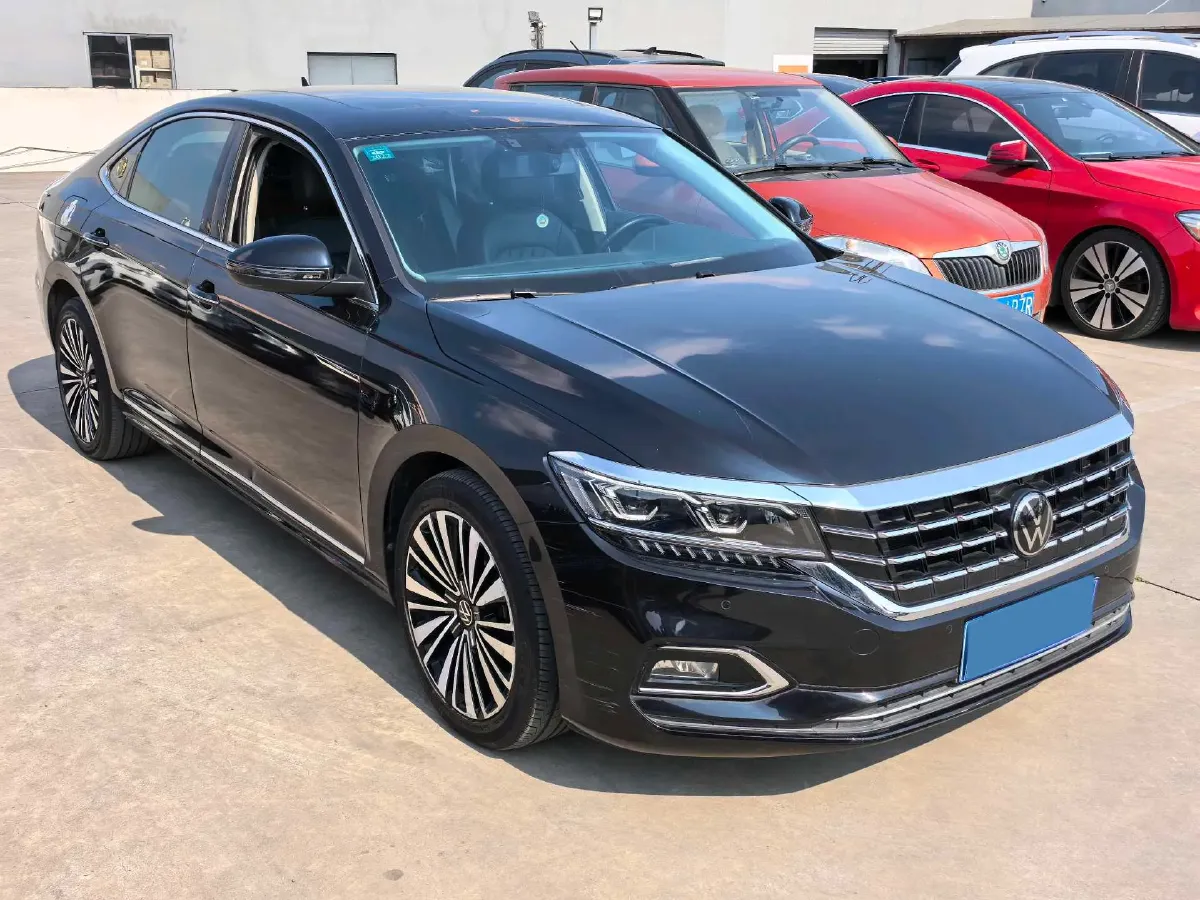 2020 Volkswagen Passat 2.0T 186HP L4 7DCT,autocango,china used car exporter,china ev exporter,chinese used car exporter,chinese used ev exporter
