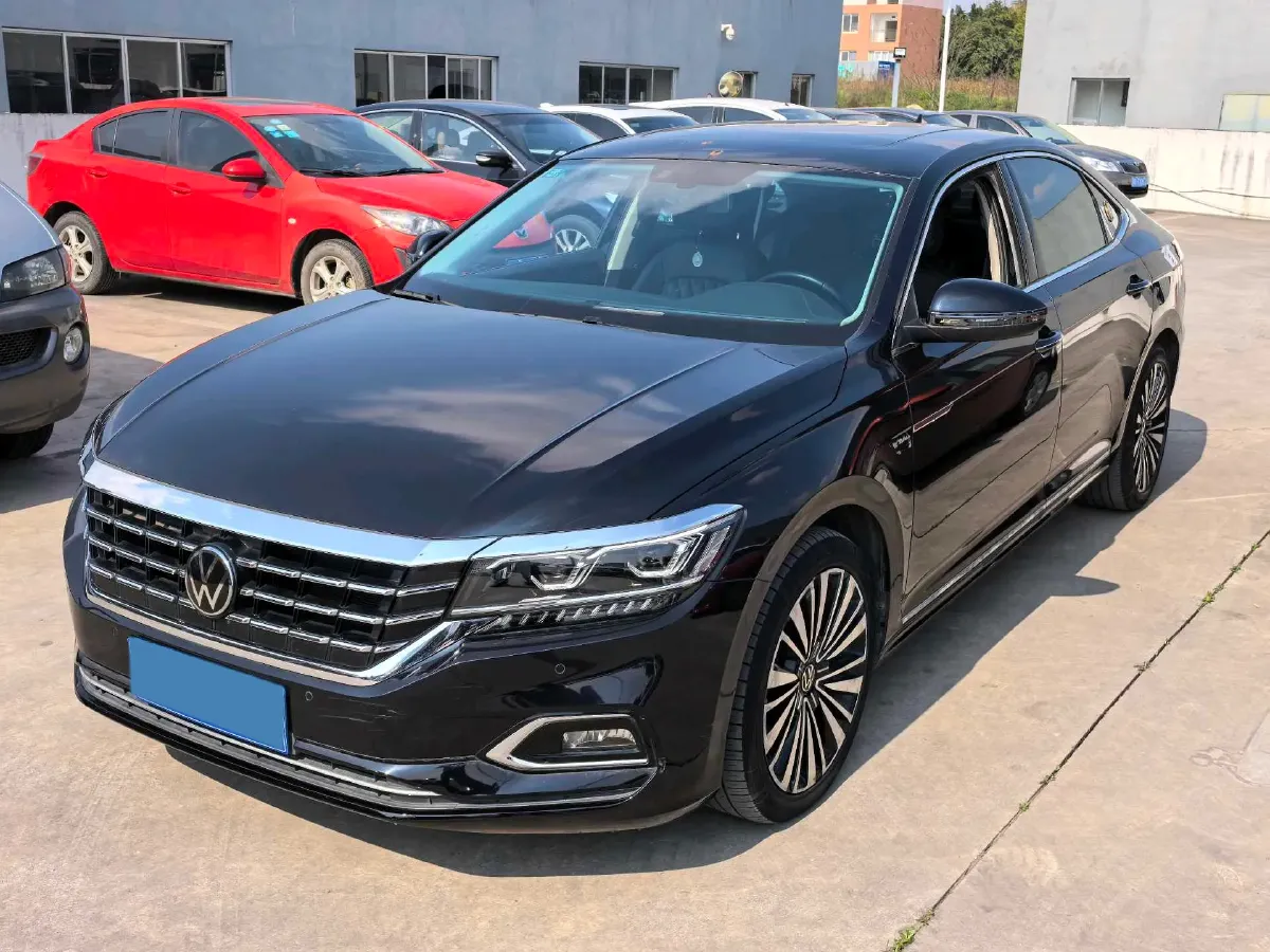 2020 Volkswagen Passat 2.0T 186HP L4 7DCT,autocango,china used car exporter,china ev exporter,chinese used car exporter,chinese used ev exporter