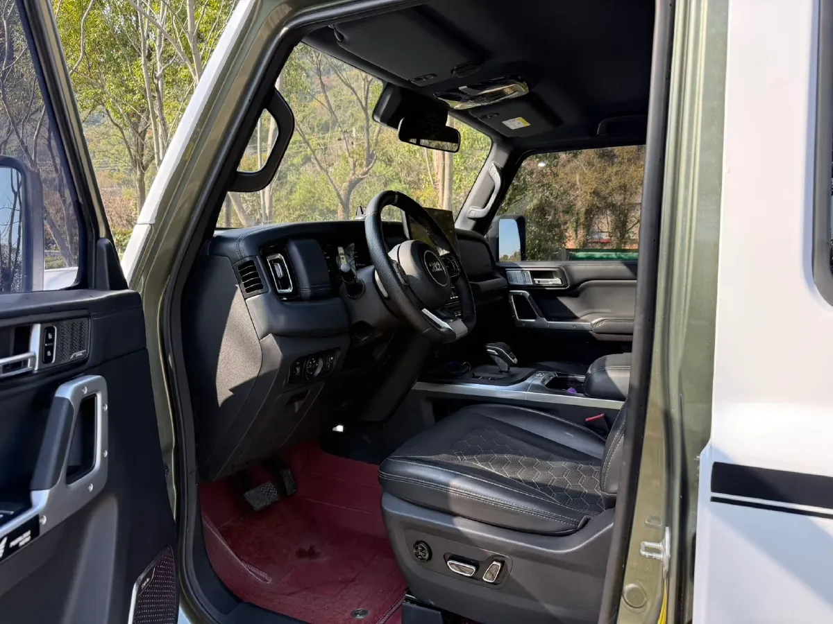 2024 212 212 T01 2.0T 252HP L4 8AT,autocango,china used car exporter,china ev exporter,chinese used car exporter,chinese used ev exporter