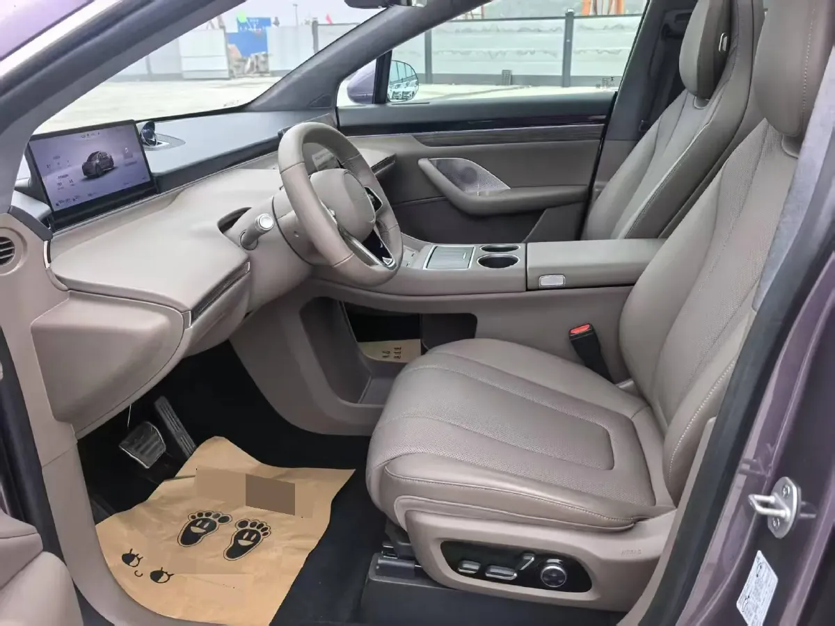 2025 Luxeed R7 REEV 156HP REEV,autocango,china used car exporter,china ev exporter,chinese used car exporter,chinese used ev exporter