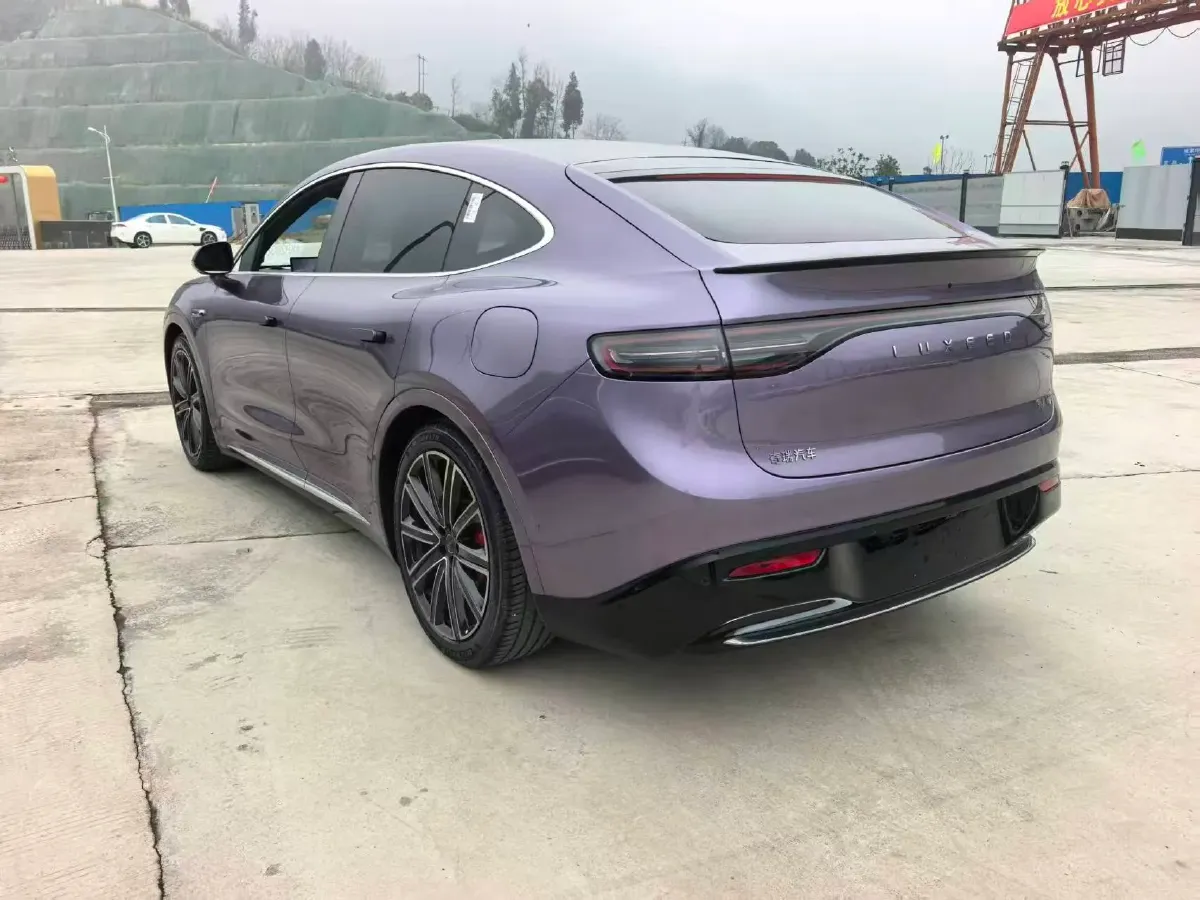 2025 Luxeed R7 REEV 156HP REEV,autocango,china used car exporter,china ev exporter,chinese used car exporter,chinese used ev exporter