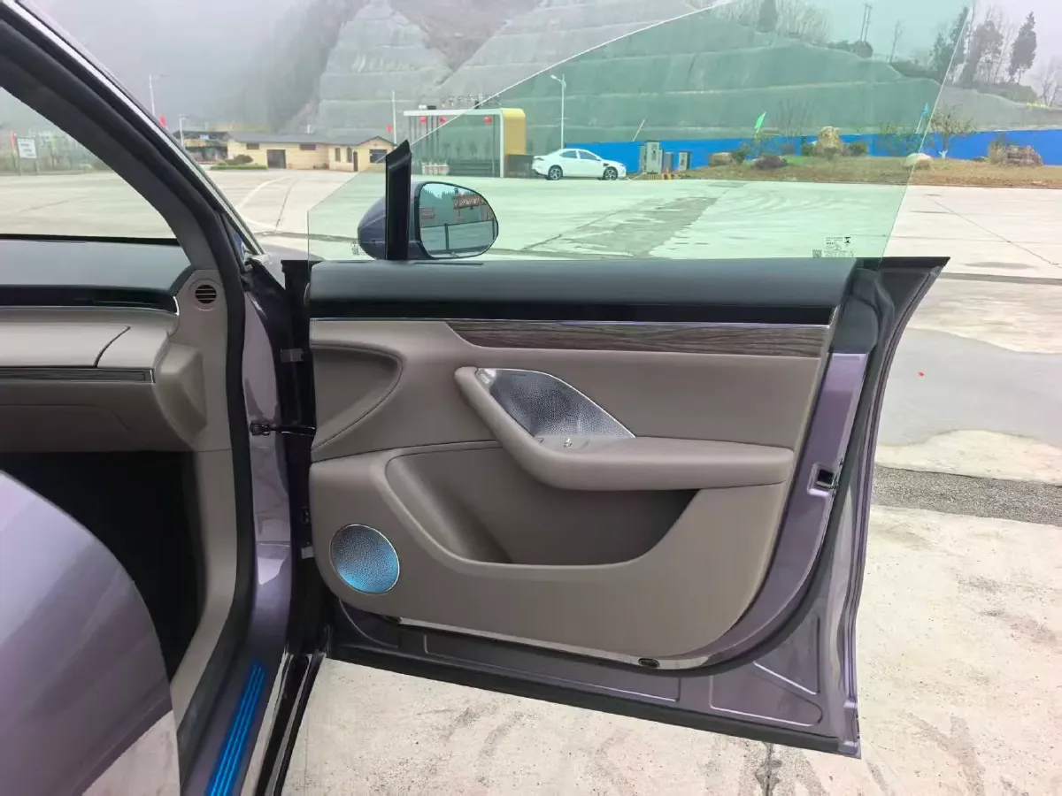 2025 Luxeed R7 REEV 156HP REEV,autocango,china used car exporter,china ev exporter,chinese used car exporter,chinese used ev exporter