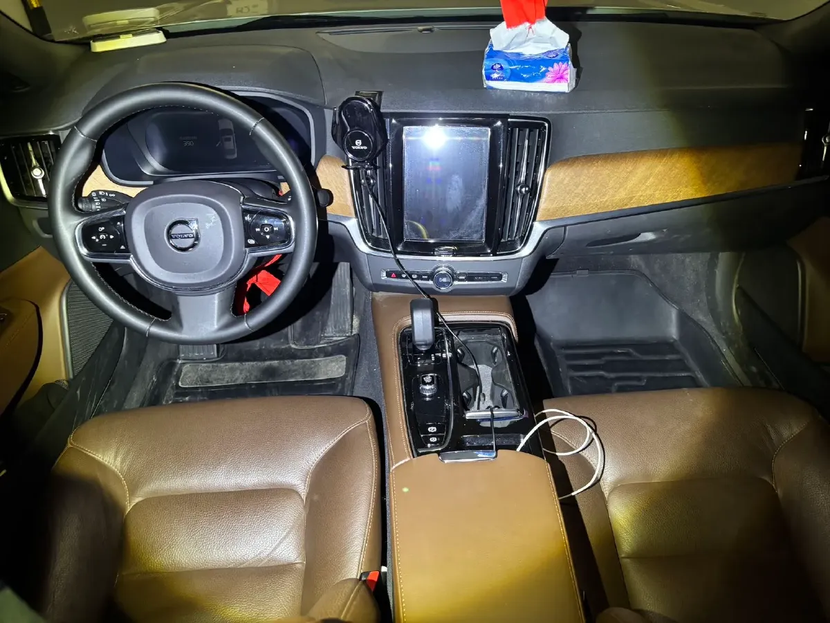 2023 Volvo S90 PHEV 2.0T 310HP L4 8AT PHEV 18.831KWH,autocango,china used car exporter,china ev exporter,chinese used car exporter,chinese used ev exporter