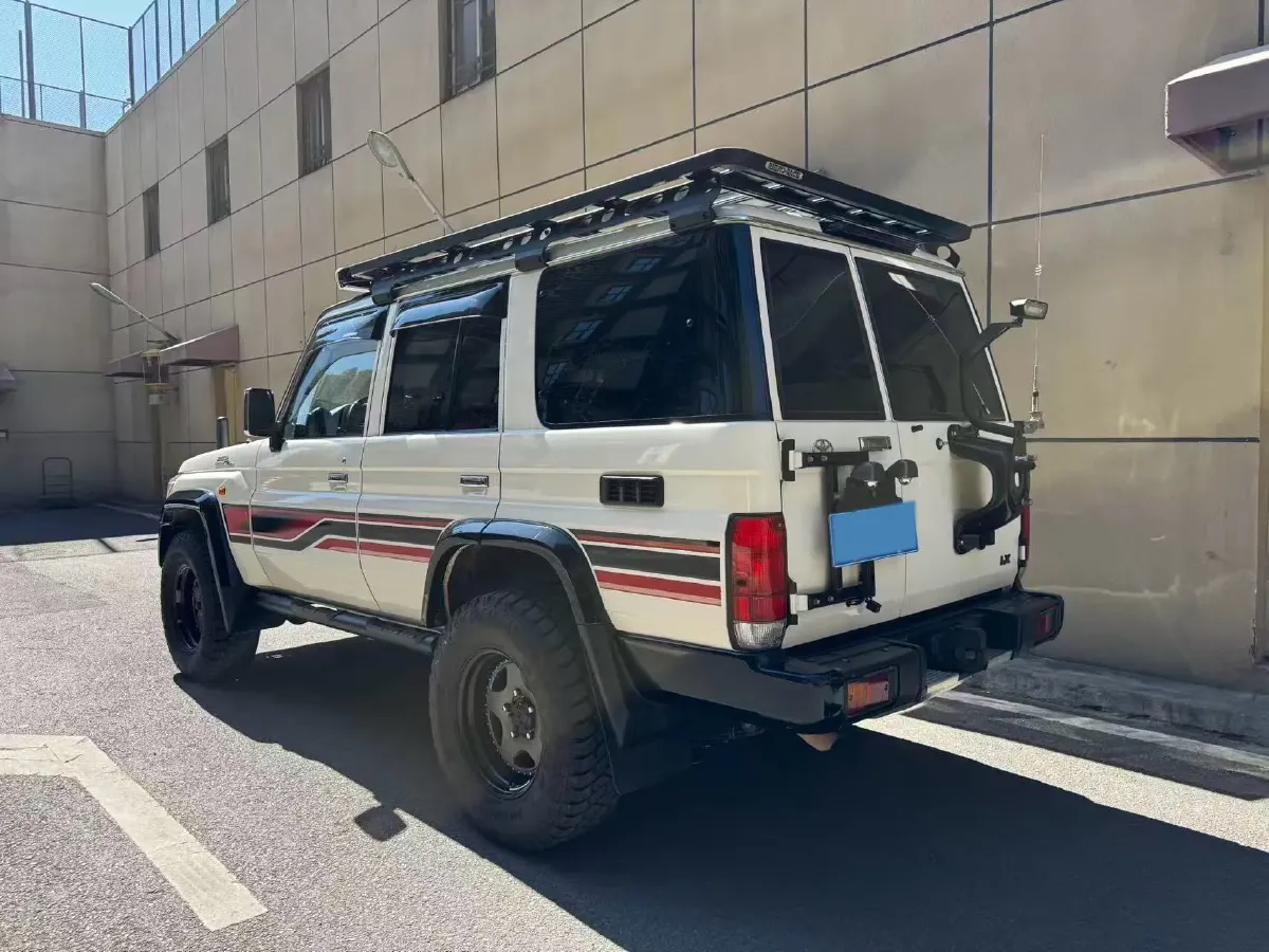 2007 Toyota Land Cruiser 4.0L 244HP V6 5MT,autocango,china used car exporter,china ev exporter,chinese used car exporter,chinese used ev exporter