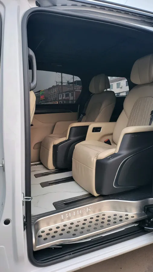 2022 Buick GL8 2.0T 237HP L4 9AT,autocango,china used car exporter,china ev exporter,chinese used car exporter,chinese used ev exporter