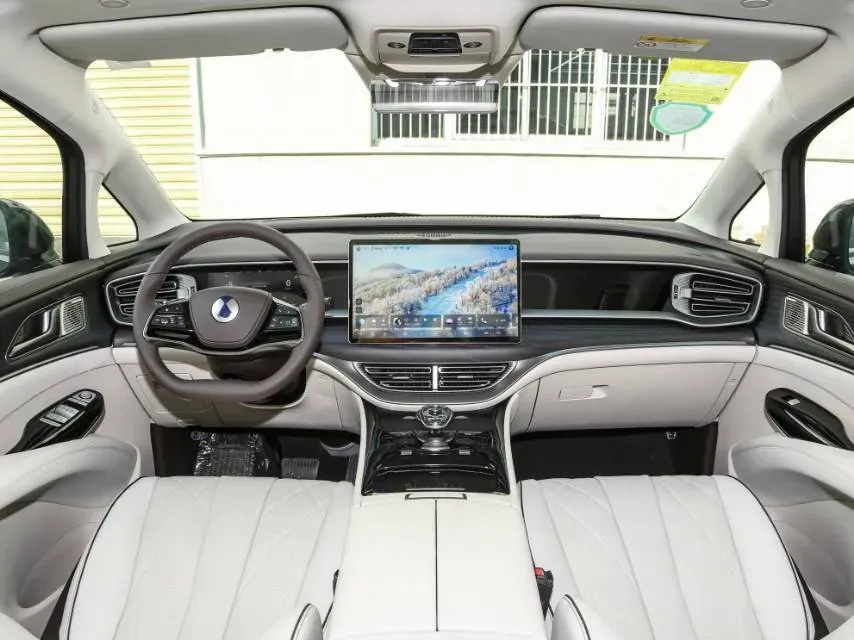 2024 Denza D9 1.5T 139HP L4 E-CVT PHEV 40KWH,autocango,china used car exporter,china ev exporter,chinese used car exporter,chinese used ev exporter