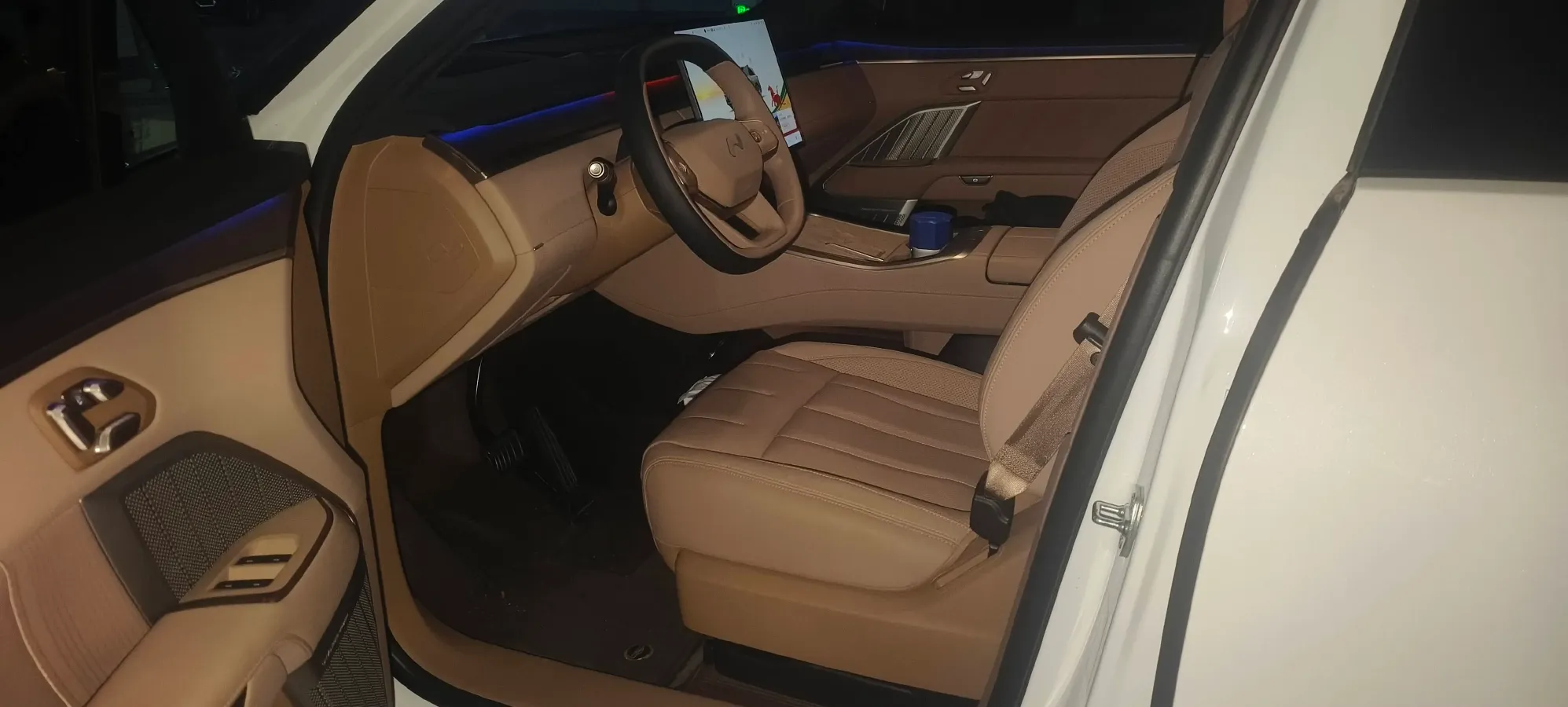 2025 Jetour ShanHai L7 1.5T 156HP L4 2DHT PHEV,autocango,china used car exporter,china ev exporter,chinese used car exporter,chinese used ev exporter