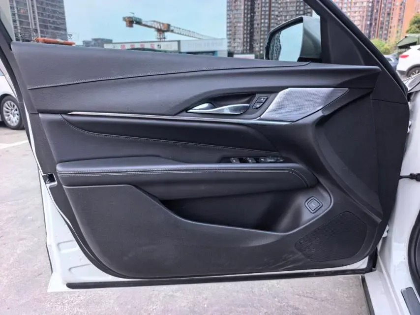 2023 Cadillac CT4 2.0T 237HP L4 8AT,autocango,china used car exporter,china ev exporter,chinese used car exporter,chinese used ev exporter