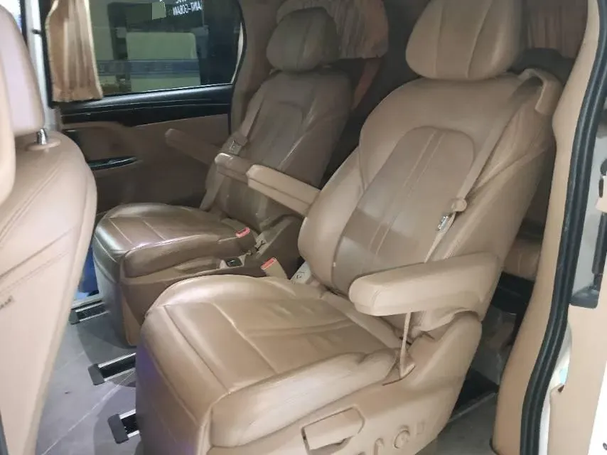 2018 Buick GL8 2.0T 260HP L4 6AT,autocango,china used car exporter,china ev exporter,chinese used car exporter,chinese used ev exporter