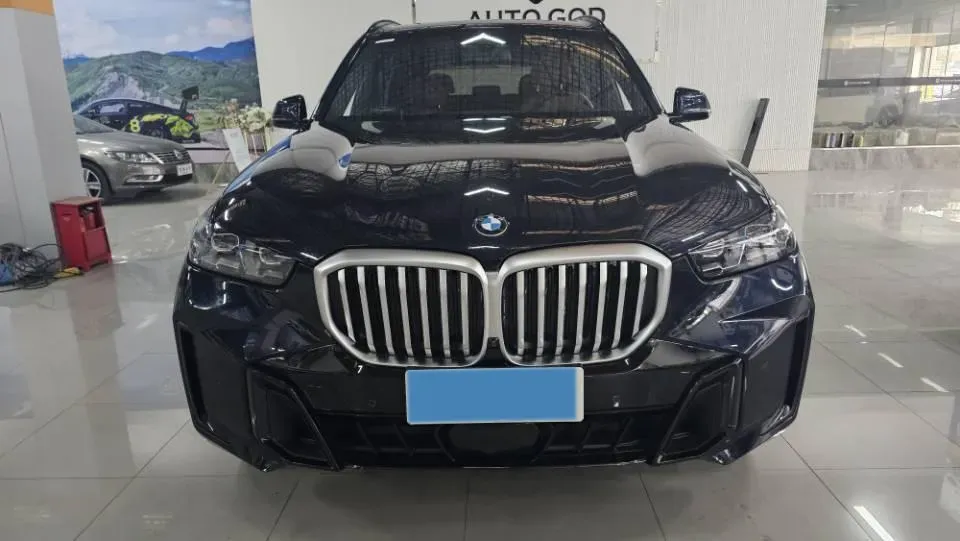 2023 BMW X5 3.0T 381HP L6 8AT,autocango,china used car exporter,china ev exporter,chinese used car exporter,chinese used ev exporter