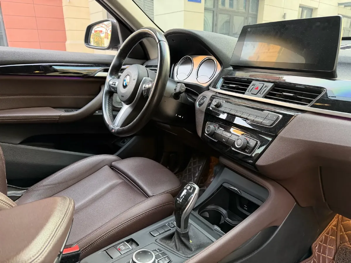 2021 BMW X1 2.0T 192HP L4 7DCT,autocango,china used car exporter,china ev exporter,chinese used car exporter,chinese used ev exporter
