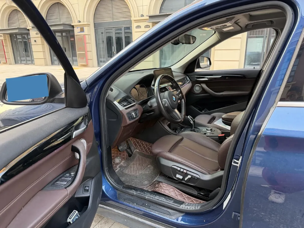 2021 BMW X1 2.0T 192HP L4 7DCT,autocango,china used car exporter,china ev exporter,chinese used car exporter,chinese used ev exporter