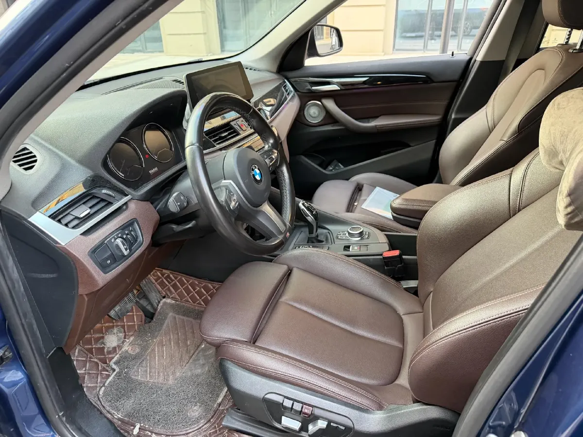 2021 BMW X1 2.0T 192HP L4 7DCT,autocango,china used car exporter,china ev exporter,chinese used car exporter,chinese used ev exporter