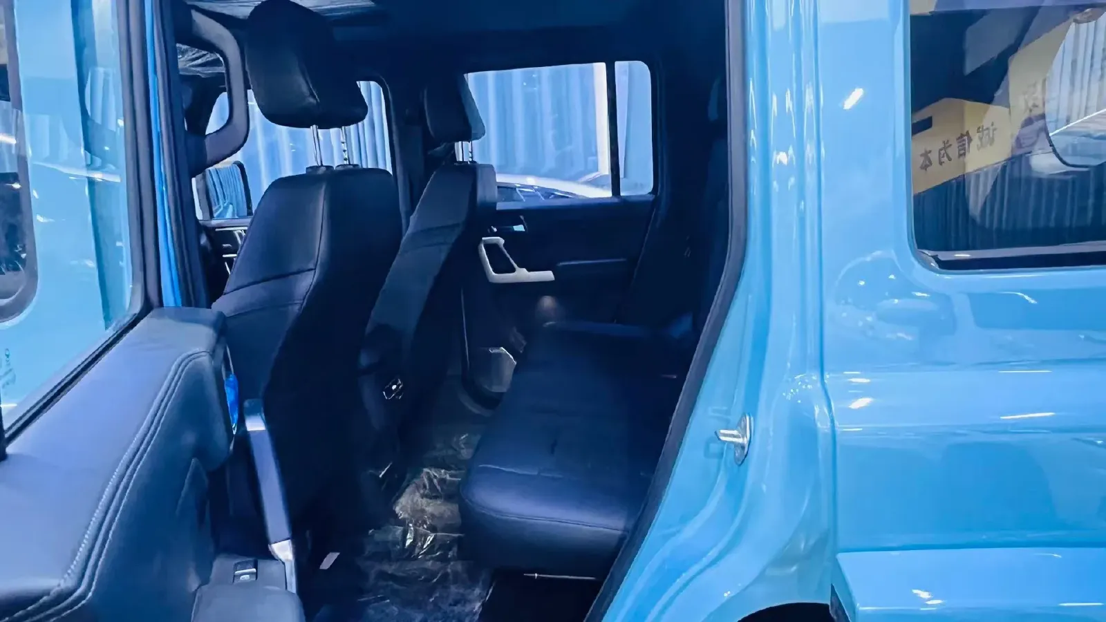 2025 212 212 T01 2.0T 252HP L4 8AT,autocango,china used car exporter,china ev exporter,chinese used car exporter,chinese used ev exporter