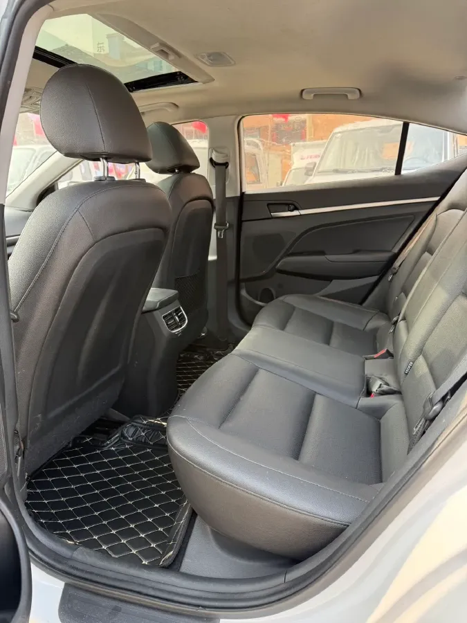 2019 Hyundai Elantra 1.5L 115HP L4 CVT,autocango,china used car exporter,china ev exporter,chinese used car exporter,chinese used ev exporter