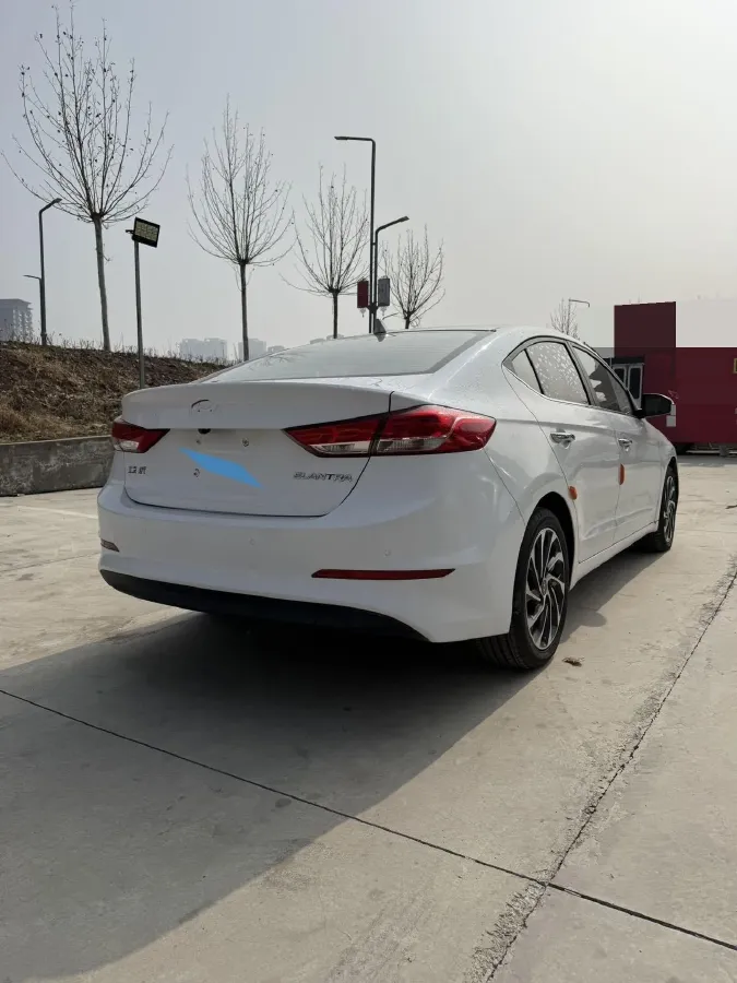 2019 Hyundai Elantra 1.5L 115HP L4 CVT,autocango,china used car exporter,china ev exporter,chinese used car exporter,chinese used ev exporter