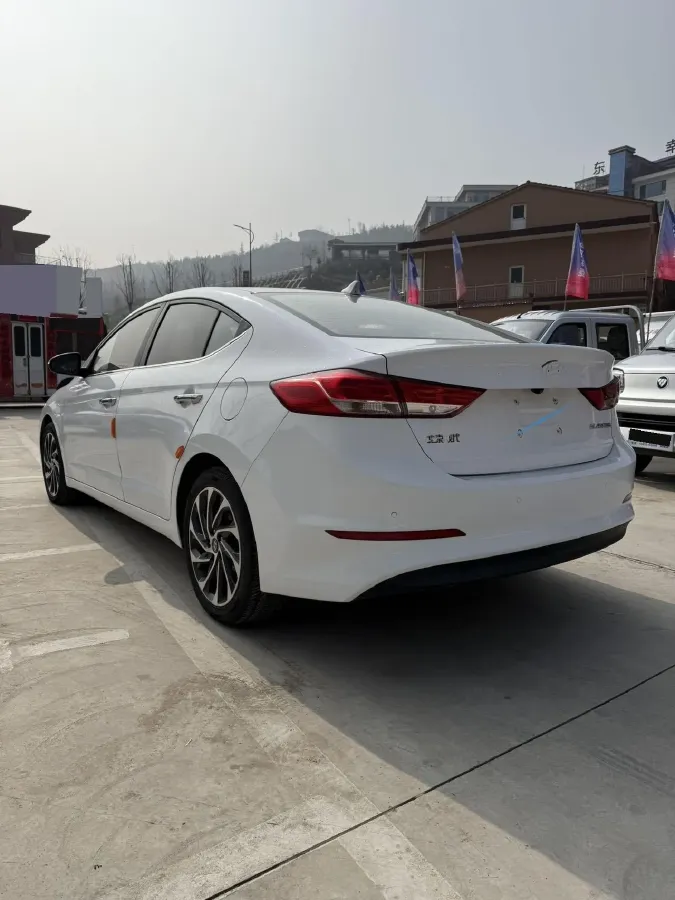 2019 Hyundai Elantra 1.5L 115HP L4 CVT,autocango,china used car exporter,china ev exporter,chinese used car exporter,chinese used ev exporter