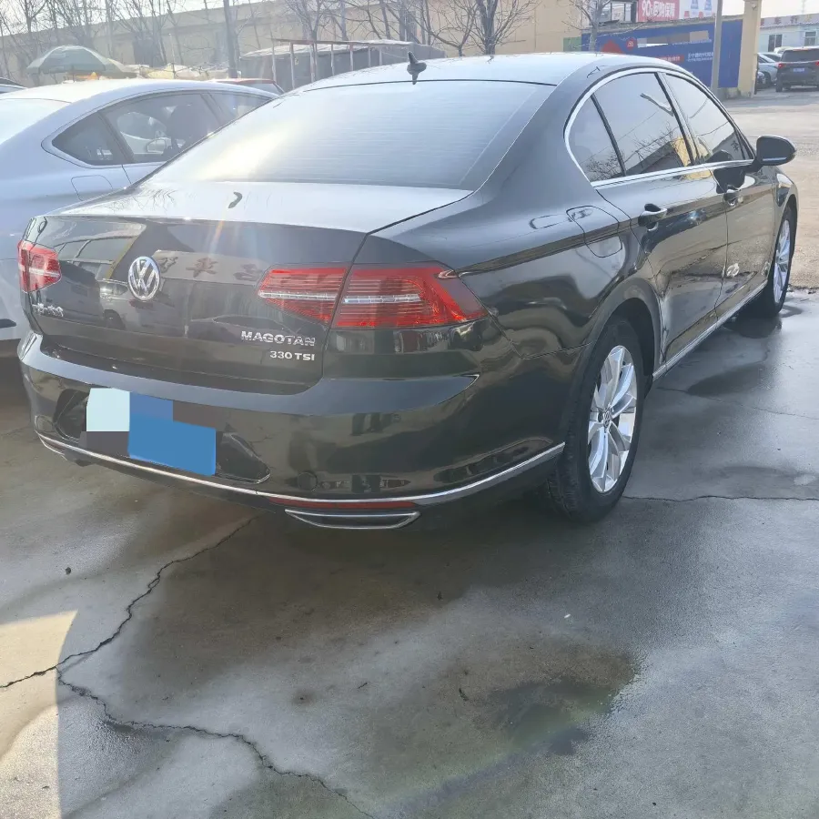 2019 Volkswagen Magotan 2.0T 186HP L4 7DCT,autocango,china used car exporter,china ev exporter,chinese used car exporter,chinese used ev exporter