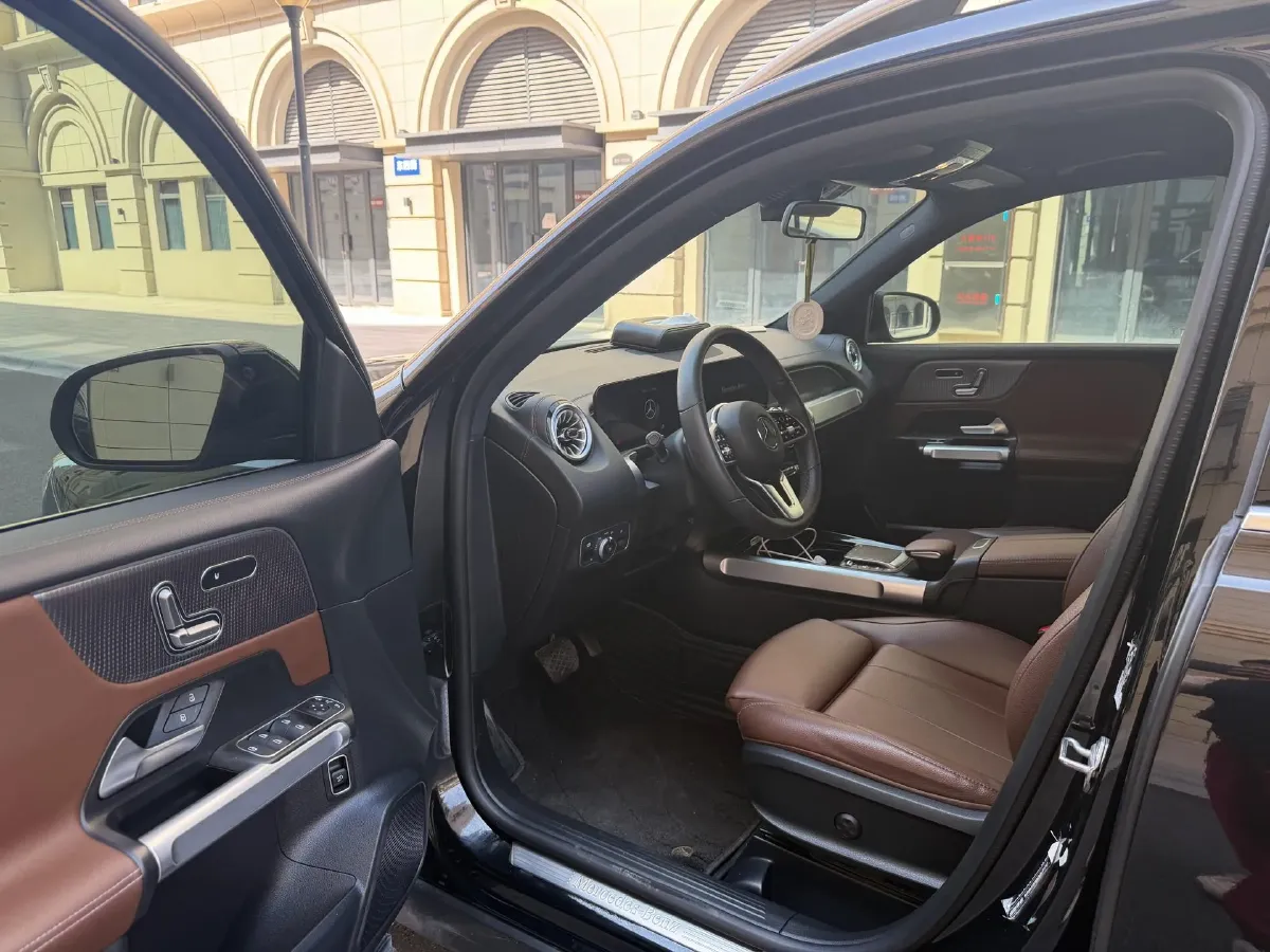 2023 Mercedes-Benz GLB Class 2.0T 190HP L4 8DCT,autocango,china used car exporter,china ev exporter,chinese used car exporter,chinese used ev exporter