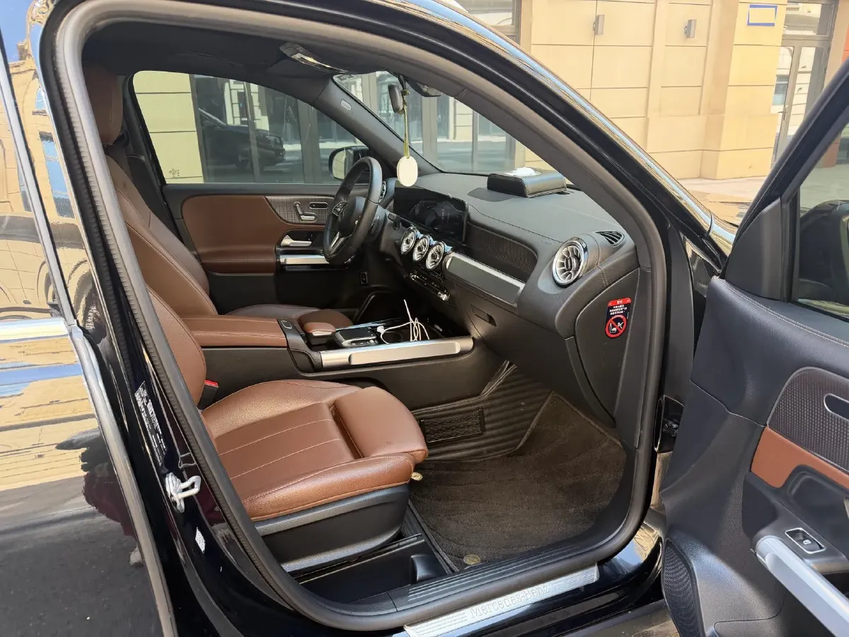 2023 Mercedes-Benz GLB Class 2.0T 190HP L4 8DCT,autocango,china used car exporter,china ev exporter,chinese used car exporter,chinese used ev exporter