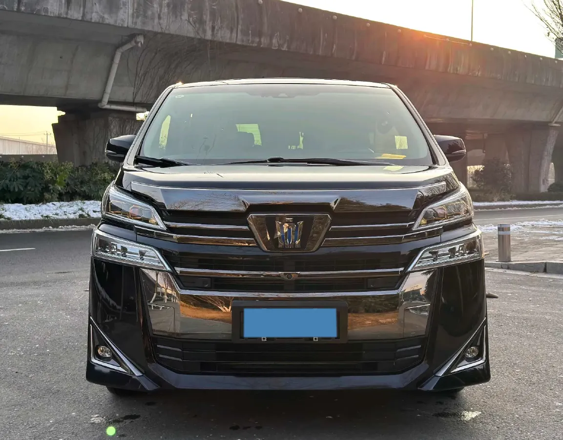 2023 Toyota Vellfire 2.5L 117HP L4 E-CVT Hybrid,autocango,china used car exporter,china ev exporter,chinese used car exporter,chinese used ev exporter