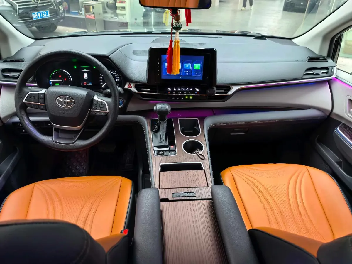 2023 Toyota Sienna 2.5L 189HP L4 E-CVT Hybrid,autocango,china used car exporter,china ev exporter,chinese used car exporter,chinese used ev exporter