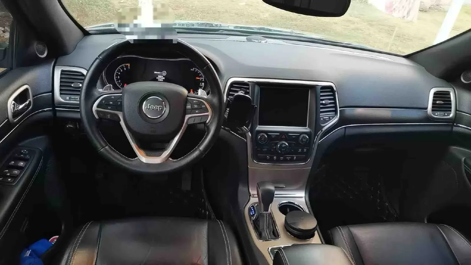 2016 Jeep Grand Cherokee 3.0L 234HP V6 8AT,autocango,china used car exporter,china ev exporter,chinese used car exporter,chinese used ev exporter