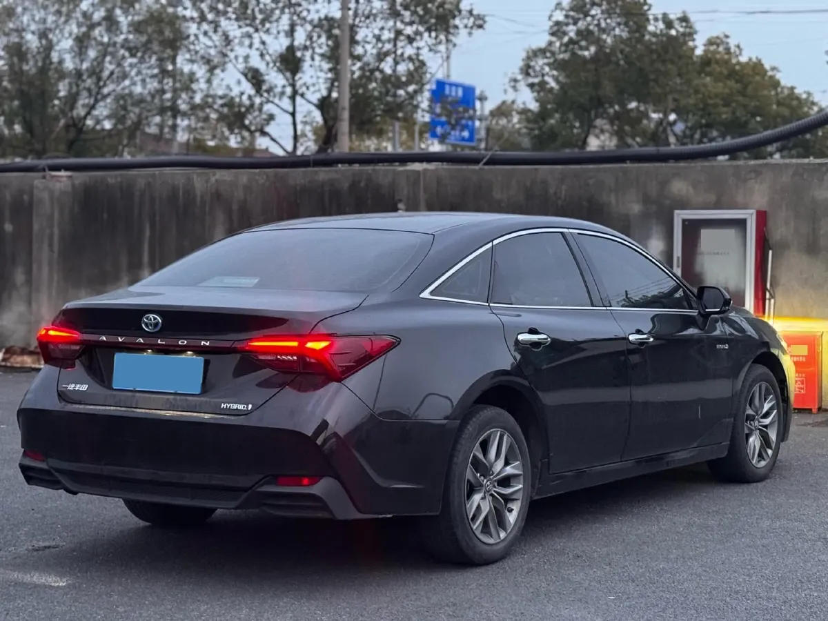 2019 Toyota Avalon 2.5L 178HP L4 E-CVT Hybrid,autocango,china used car exporter,china ev exporter,chinese used car exporter,chinese used ev exporter