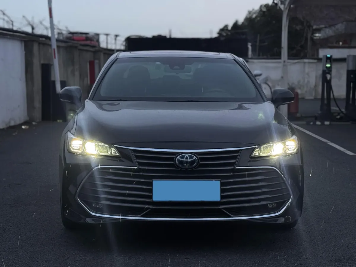 2019 Toyota Avalon 2.5L 178HP L4 E-CVT Hybrid,autocango,china used car exporter,china ev exporter,chinese used car exporter,chinese used ev exporter