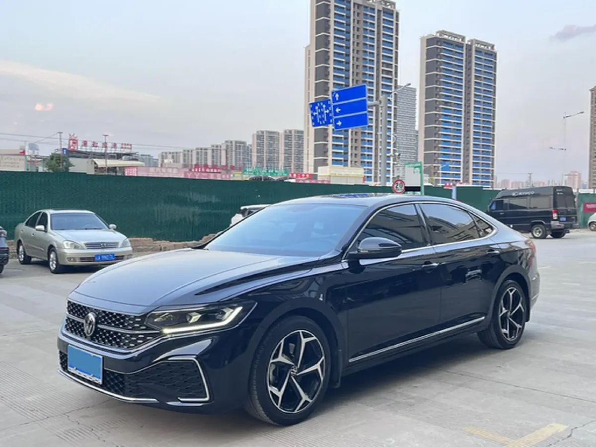 2023 Volkswagen Passat 2.0T 186HP L4 7DCT,autocango,china used car exporter,china ev exporter,chinese used car exporter,chinese used ev exporter