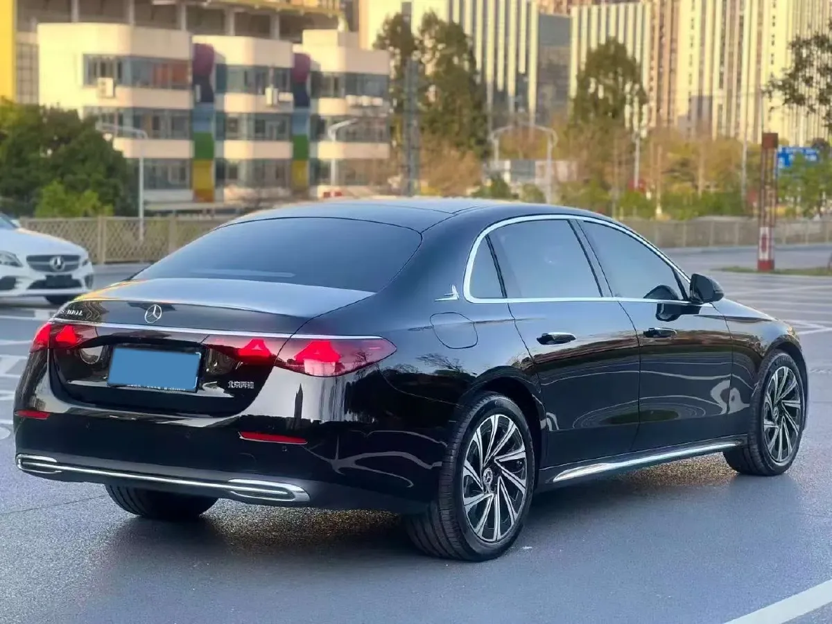 2025 Mercedes-Benz E Class 2.0T 258HP L4 9AT,autocango,china used car exporter,china ev exporter,chinese used car exporter,chinese used ev exporter