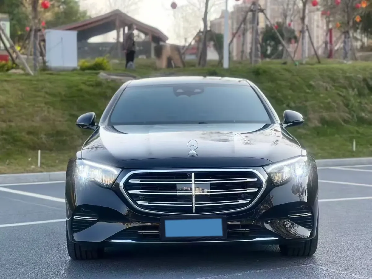 2025 Mercedes-Benz E Class 2.0T 258HP L4 9AT,autocango,china used car exporter,china ev exporter,chinese used car exporter,chinese used ev exporter
