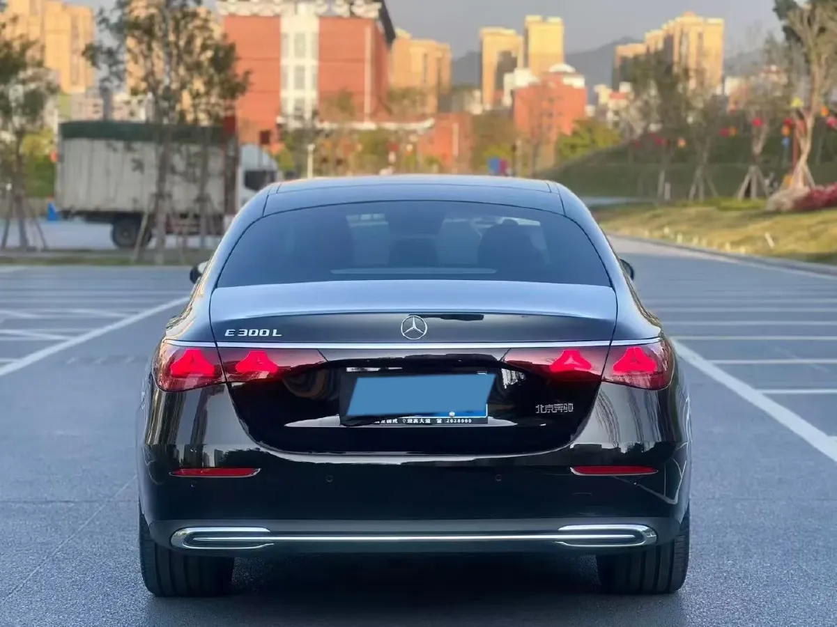 2025 Mercedes-Benz E Class 2.0T 258HP L4 9AT,autocango,china used car exporter,china ev exporter,chinese used car exporter,chinese used ev exporter
