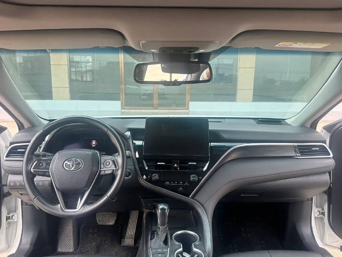 2021 Toyota Camry 2.5L 209HP L4 8AT,autocango,china used car exporter,china ev exporter,chinese used car exporter,chinese used ev exporter