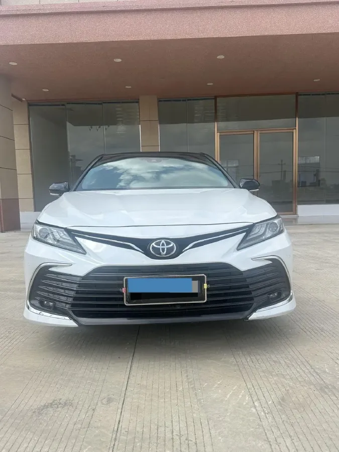 2021 Toyota Camry 2.5L 209HP L4 8AT,autocango,china used car exporter,china ev exporter,chinese used car exporter,chinese used ev exporter