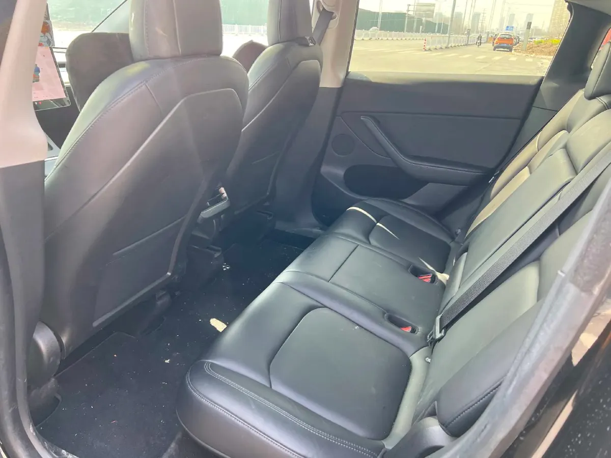 2022 Tesla Model Y BEV 60KWH,autocango,china used car exporter,china ev exporter,chinese used car exporter,chinese used ev exporter